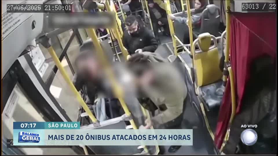 Ataques continuam, e São Paulo tem mais de 20 ônibus apedrejados em 24 horas