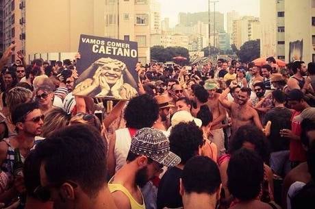 Bloco Bloco Tarado Ni Você em esquenta no Minhocão