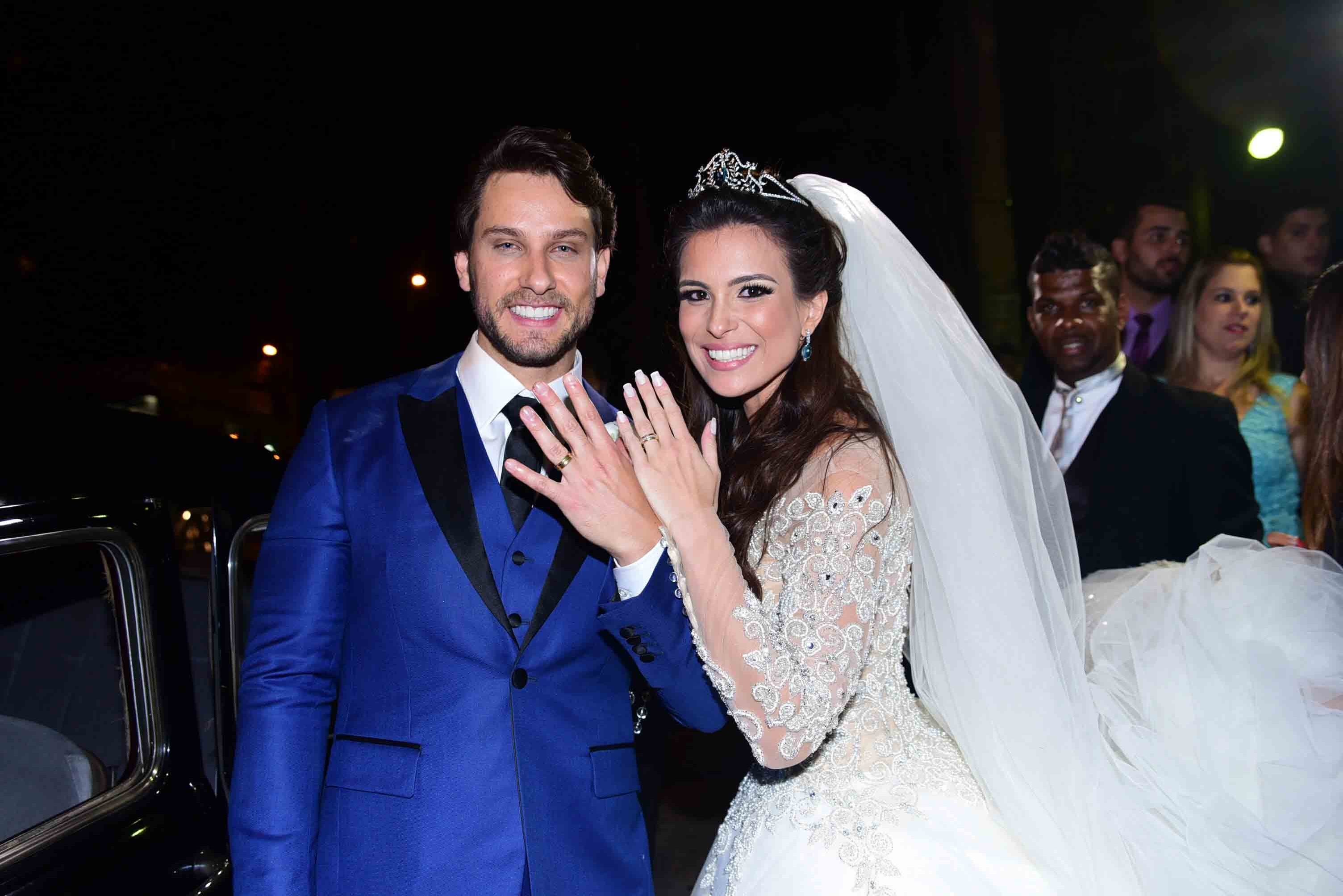 Amor de reality show pode sim dar muito certo, e mais um casal "unido" por Pedro Bial vingou. Nesta semana, os ex-BBBs Kamilla Salgado e Eliéser se casaram em uma cerimônia luxuosa, em São Paulo. Os dois se conheceram no Big Brother Brasil 13 e subiram ao altar diante de 300 convidados