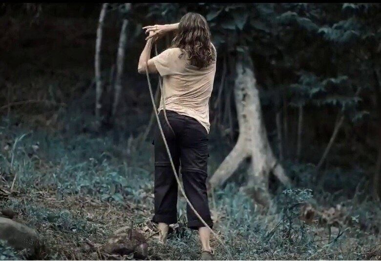 O que Yordi disse teve um peso muito maior do que apenas profissional. Os dois tinham um relacionamento e, uma semana antes da escalada, Yordi havia proposto um jantar. Inês acreditava que seria algo romântico, mas o encontro acabou logo após de um vinho: Yordi estava com companhia