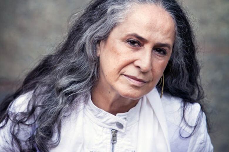 Maria Bethânia também está na lista! A cantora e compositora brasileira nasceu em Santo Amaro, interior da Bahia

+ O que é que a Bahia tem? Tuca Fernandes e Margareth Menezes provam comida baiana com Roberto Justus
+ Até clique do bumbum! Veja as mais diferentes selfies compartilhadas pelos famosos
+ Deputada funkeira diz que o estilo musical ajuda a sociedade: “Você acaba tirando muitos jovens das drogas”
+ Funkeira famosa revela que Beyoncé é sua inspiração: “O jeito de cantar e de ser é o que mais pego”
