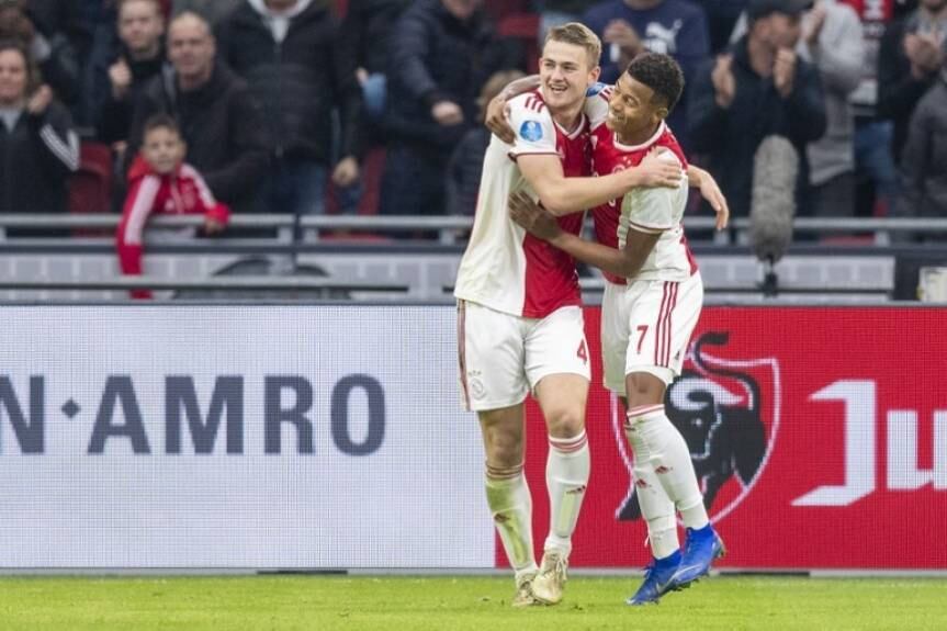 David Neres foi outro brasileiro que brilhou no fim de semana. O atacante abriu o caminho para a goleada do Ajax por 5 a 1 sobre o Den Haag