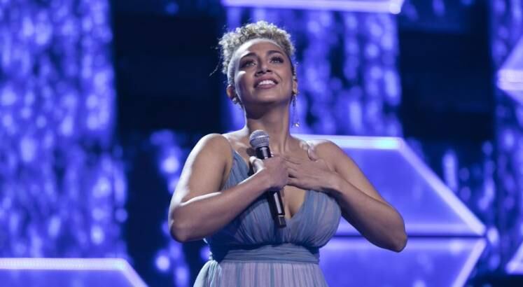 Allira foi mais uma participante que encantou os 100 jurados. E foi no embalo de Zé do Caroço, de Seu Jorge, que ela conquistou a tão sonhada vaga para a grande final 