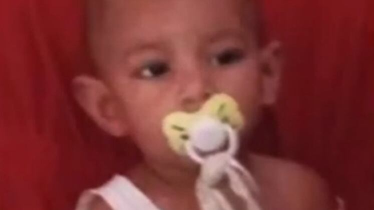 O suposto sequestro de um bebê de 1 ano e 10 meses ganhou um final surpreendente com o avanço das investigações. Em dezembro de 2021, Angela Valéria chamou a imprensa para divulgar o rapto da criança no Piauí, mas, agora, ela confessou que Wesley morreu em um ritual macabro ordenado por um tio da criança que tem 12 anos. O Cidade Alerta acompanhou as novas informações; entenda o caso