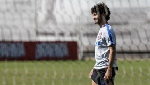 Pato não deixou saudades no Corinthians