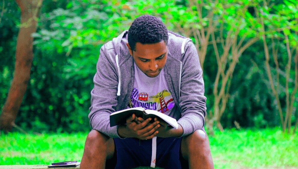 Como ler mais livros? Tente usar essas 4 técnicas