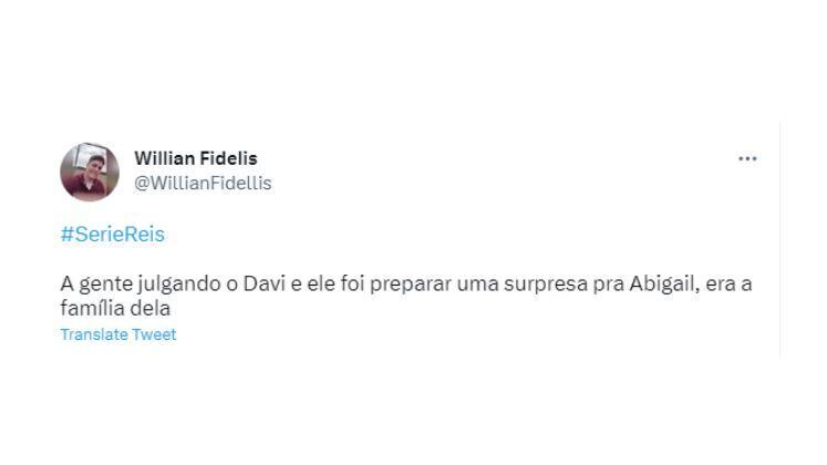 Enquanto isso, Davi tentou fazer uma surpresa para Abigail e levou os sogros, Asher (Igor Cotrim) e Liora (Cris Carniato), para a casa deles