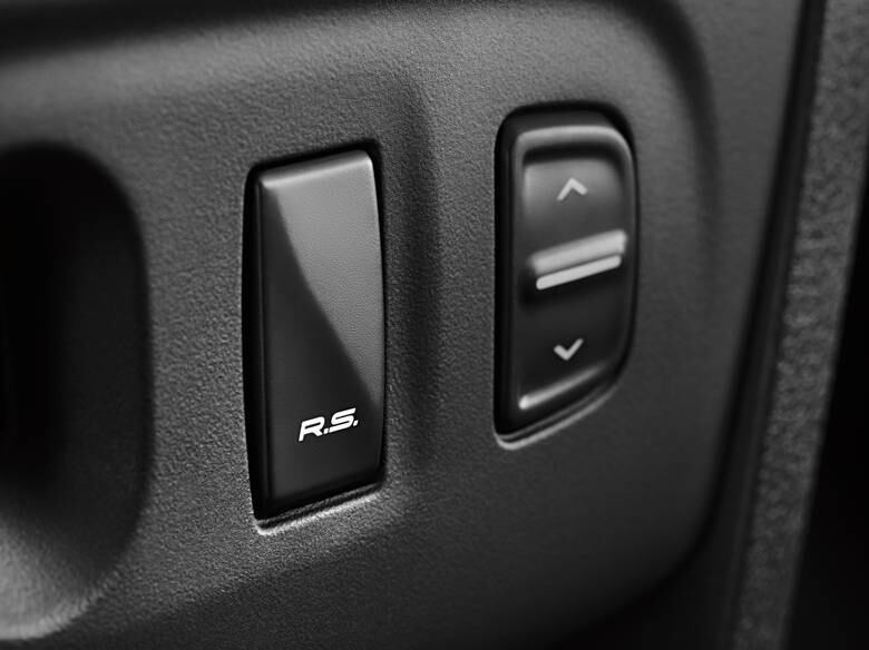 Botão RS Drive permite selecionar três modos de condução