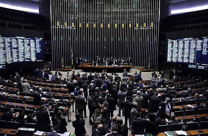 Plenário discutiu recuperação dos Estados