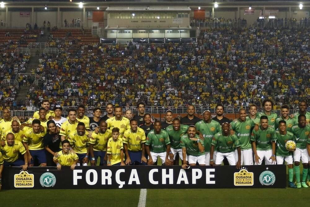 Entre os participantes estavam Gabriel Jesus, Luan (Grêmio),
Gabriel Medina (surfista), Felipe Massa, Kaká, Júlio
Baptista, Nenê, Elano, Lucas Lima e Neilton, entre outros