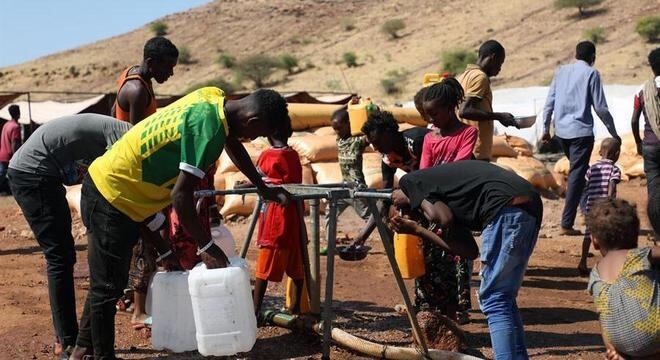 Conflito levou milhares de etíopes a se refugiarem no Sudão
