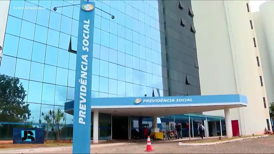 Relatório da investigação da PF sobre descontos indevidos no INSS mostra dimensão do escândalo