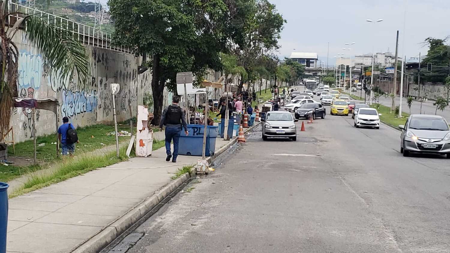 Agentes investigam ligação do tráfico com controle dos lava-jatos clandestinos