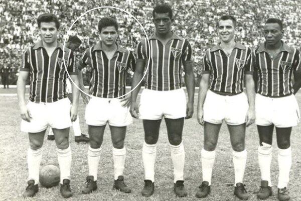 10º Cecílio Martínez - 17 gols
O meia paraguaio jogou no São Paulo de 1963 a 1965 e disputou 43 jogos