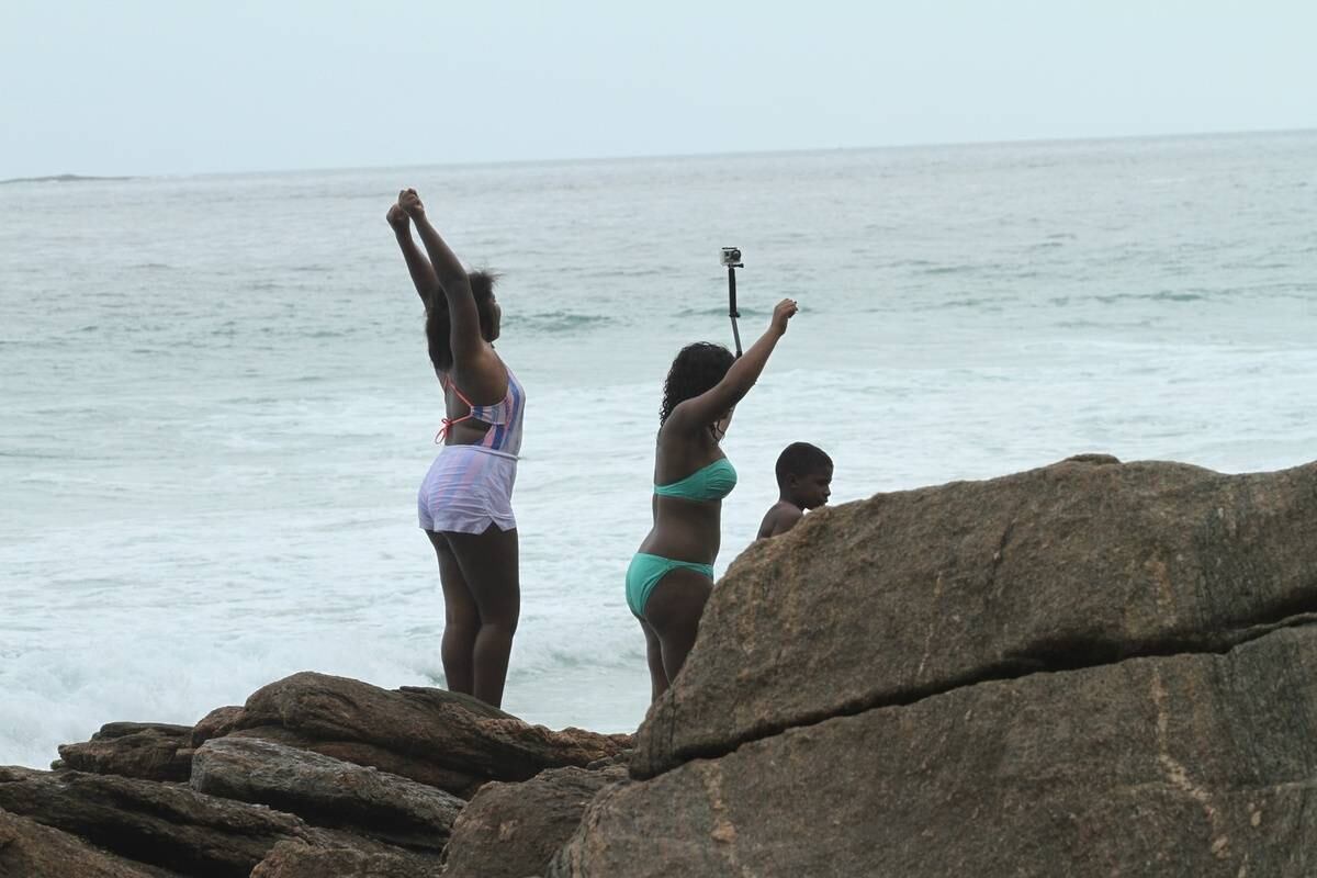 Terry Crews aproveitou praia no Rio de Janeiro
