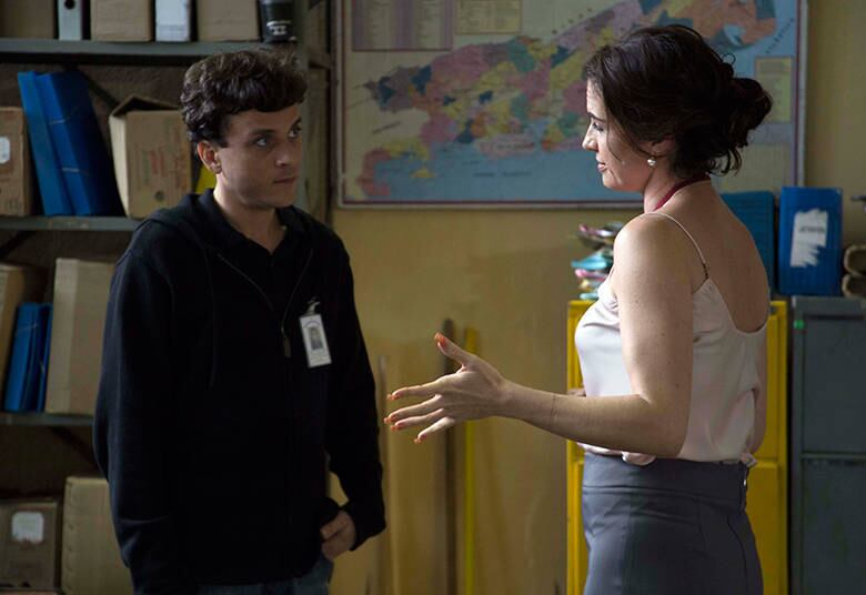 Nesta segunda-feira (04), a Rede Record estreia a segunda temporada de Conselho Tutelar. Inspirada em fatos reais, a minissérie tem
como tema o universo dos Conselhos Tutelares, órgãos que compõem o Sistema de


Garantia
de Direitos da Criança e do Adolescente

+ Veja toda a programação da Record no R7 Play

