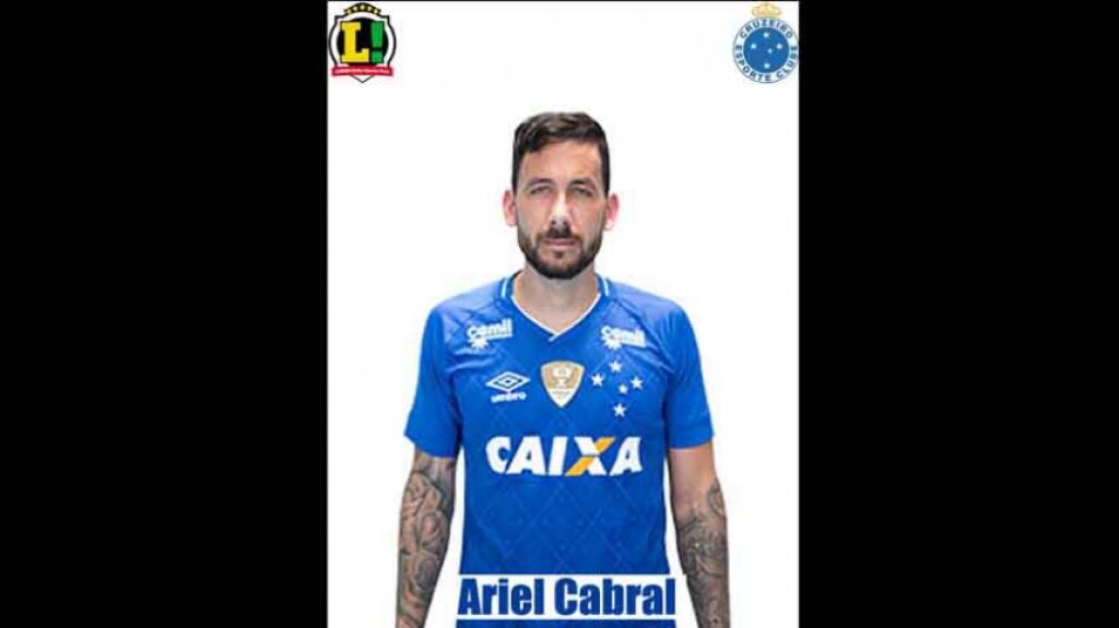 7,0 - Ariel Cabral - Opção de Mano Menezes para deixar o meio-campo mais marcador, deu conta do recado e mostrou ter sido boa alternativa. Neutralizou rivais.