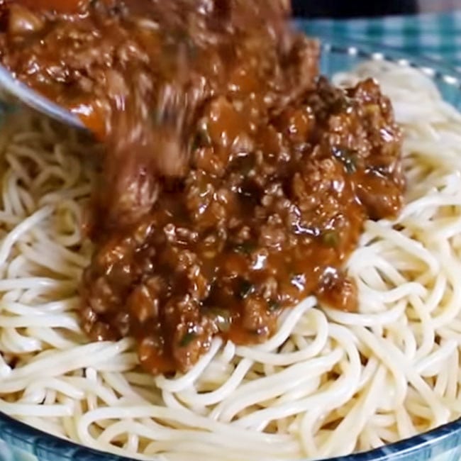 Macarrão com Carne Moída