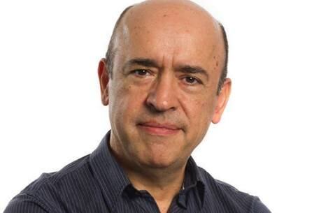 Bueno diferencia o ceticismo conservador do nacionalismo
