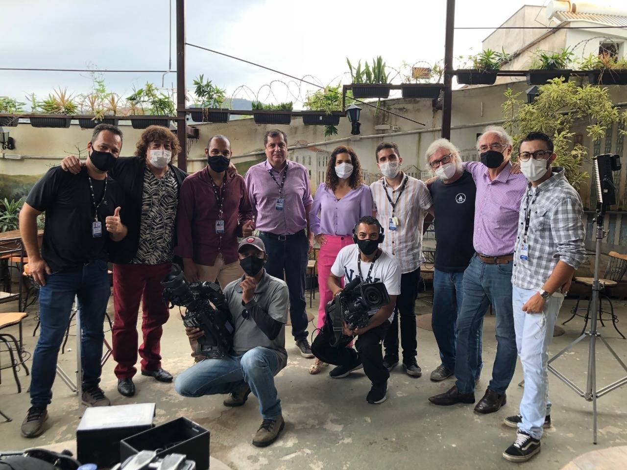 Integrantes do Clube da Esquina se encontraram com a equipe da Record TV Minas para a gravação do especial "Clube da Esquina 1", em celebração ao cinquentenário do disco de Milton Nascimento e Lô Borges. O diretor de jornalismo da emissora, Marco Nascimento, acompanhou o momento de perto