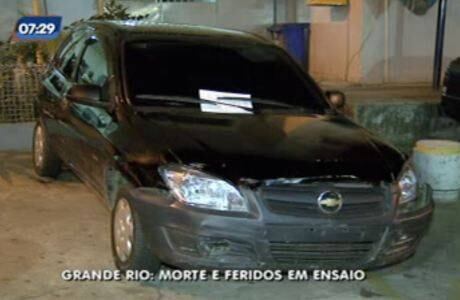 O carro roubado foi apreendido pela polícia
