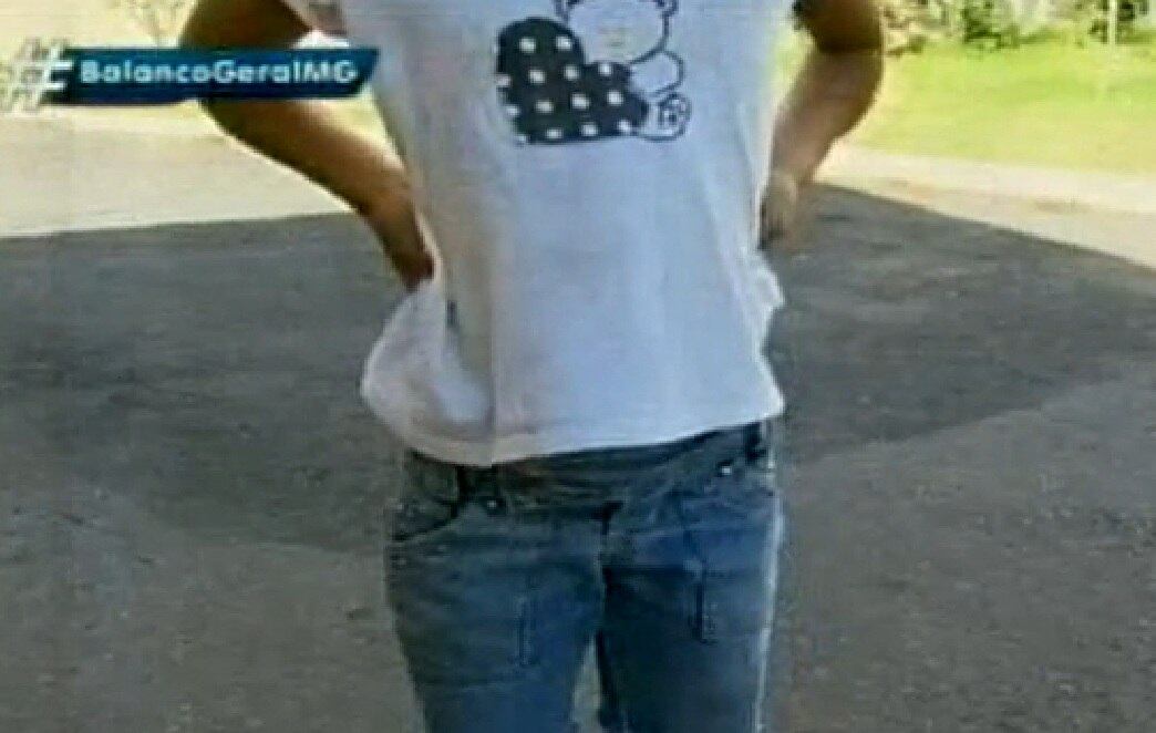 Ela conta que a menina está recebendo o acompanhamento de um psicólogo na escola e, até agora, "está reagindo bem". A garota não sabe que o homem morreu e Geralda prefere poupar a filha da informação.

— Ela falou para mim que acontecia há muito tempo. Eu saía para trabalhar e ele ficava lá com ela. Ela tinha medo de me contar porque ele ameaçava ela

