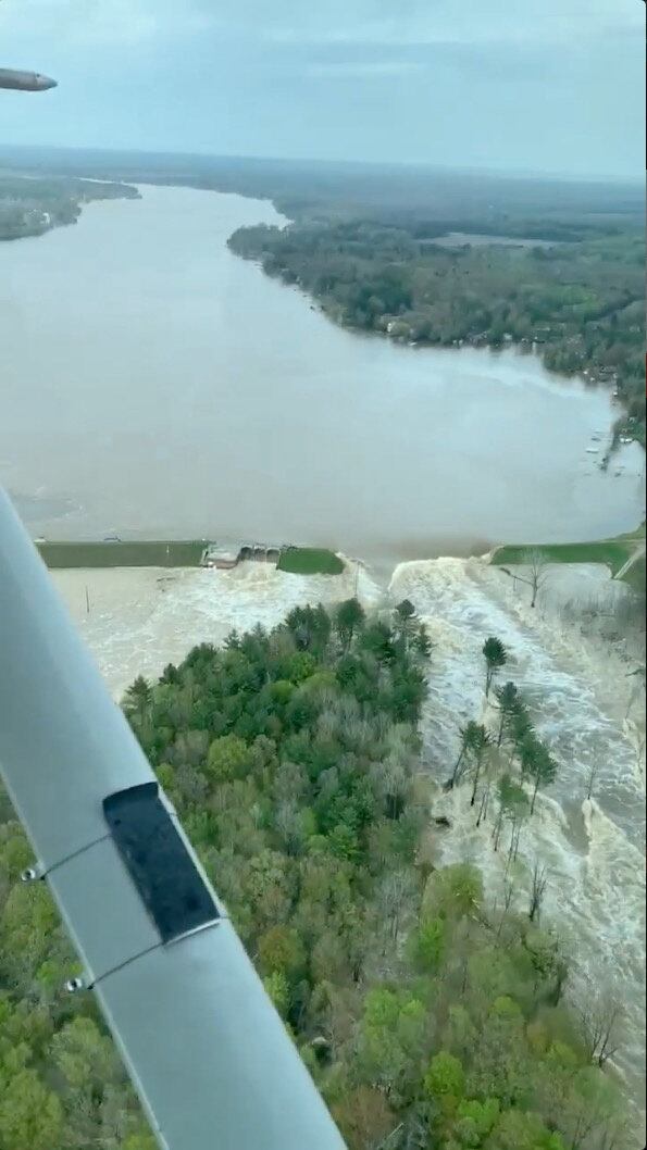Apesar da visita desrespeitar as restrições impostas pelo governo, a administração local não vai proibi-la de acontecer