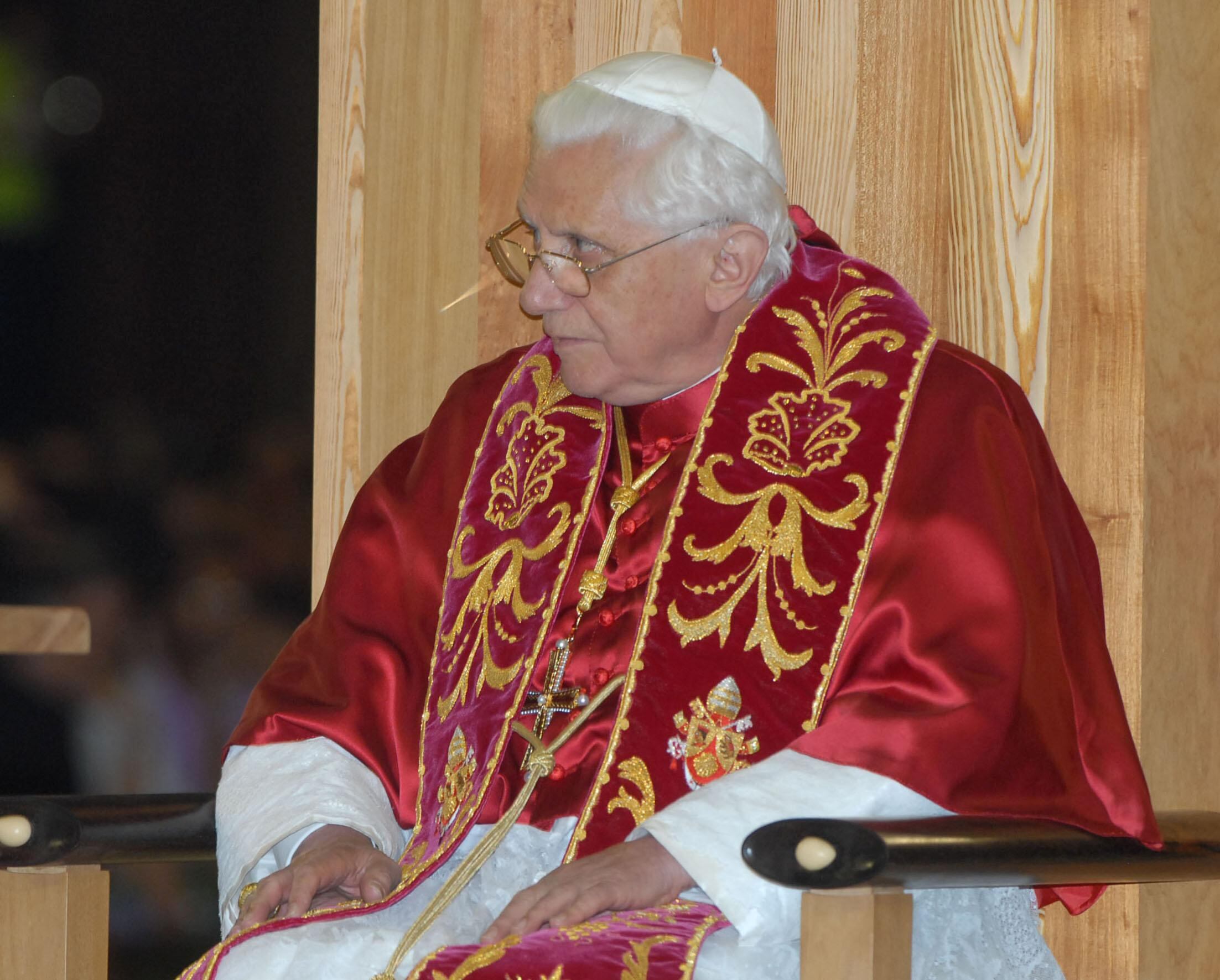 Papa Bento XVI participa da recitação do Rosário na Basílica de Nossa Senhora Aparecida