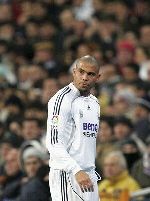 Técnico falou da forma física de Ronaldo