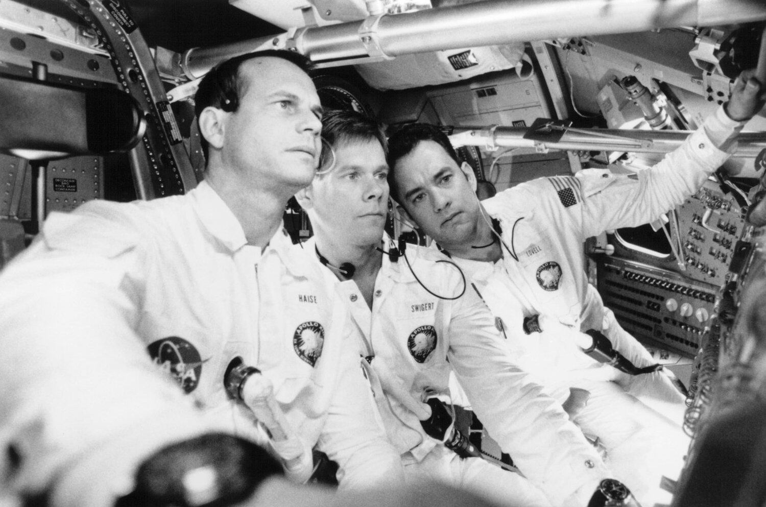 Bill é um dos protagonistas de Apollo 13 - Do Desastre ao Triunfo, filme vencedor de dois Oscars. O grande elenco conta ainda com Kevin Bacon e Tom Hanks, com Bill na foto. O filme é de 1995
