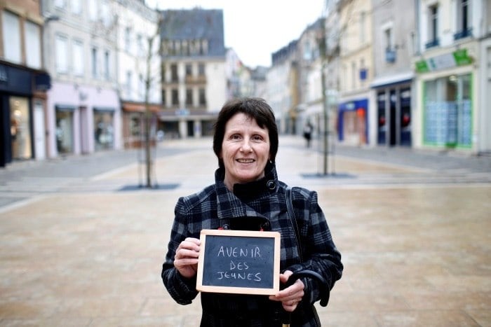Preocupada com as crianças a enfermeira Patricia Breard, 53, pediu melhores perspectivas para os jovens.
— Hoje eu não gostaria de ter filhos. Eu ficaria muito preocupada com o futuro deles