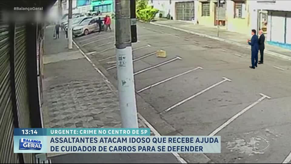 Dentro da notícia: Criminosos tentam levar carro de idoso, mas batem veículo em poste