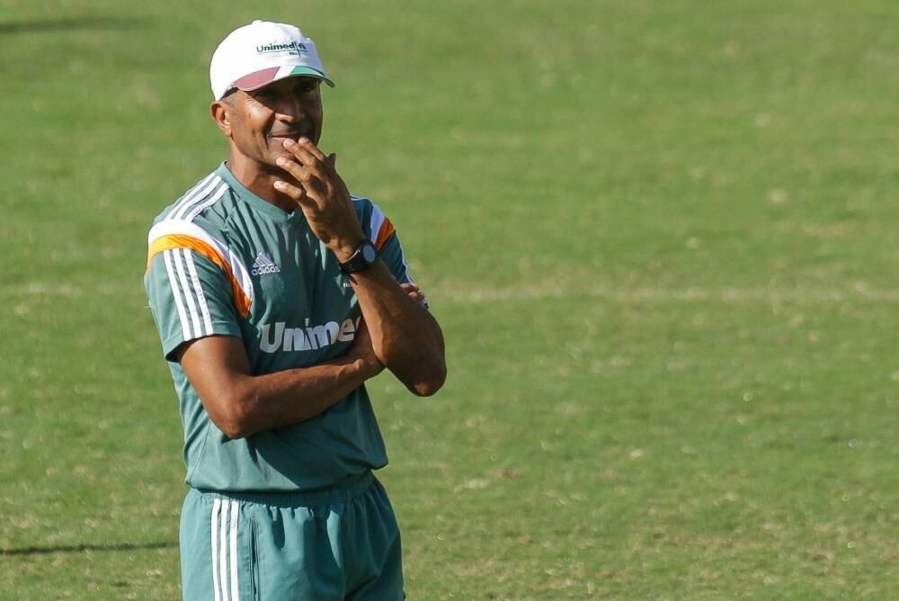 Cristóvão Borges comanda o treino do Fluminense