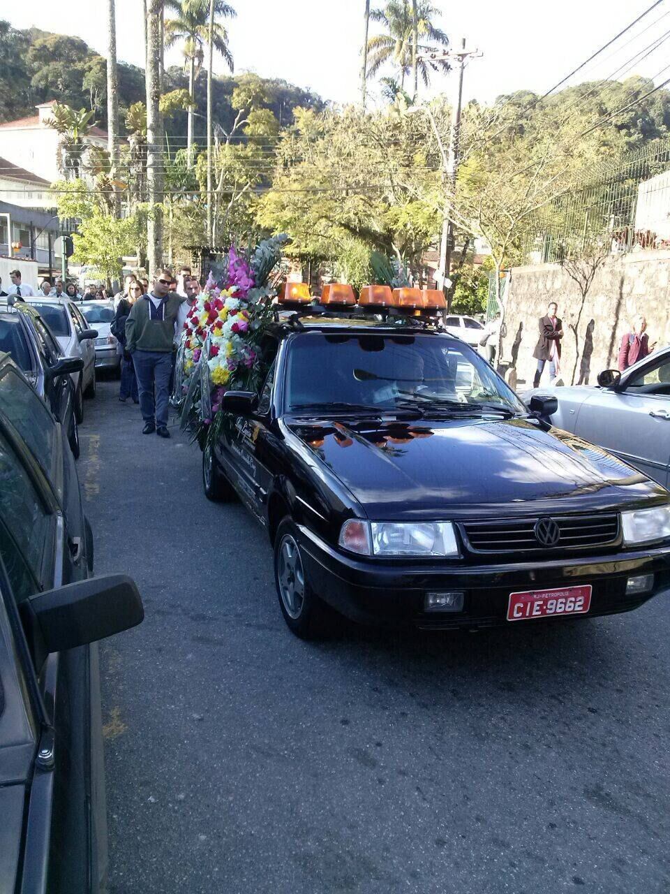 Na tarde de quinta-feira (31), Sutter também conversou com o R7 e na ocasião falou sobre a importância de Fanti para o humor.

 —  É irreparável [a perda]. O Hermes e Renato foi um grupo que impulsionou esse humor novo, sem barreiras, sem amarras, anárquico, mas ao mesmo tempo um humor de cinco amigos que cresceram juntos na mesma rua fazendo que a gente queria fazer. A gente não fazia humor para os outros, fazia para a gente. Se achávamos engraçado, passava. E as pessoas entenderam isso e por isso que apoiaram tanto o Hermes e Renato