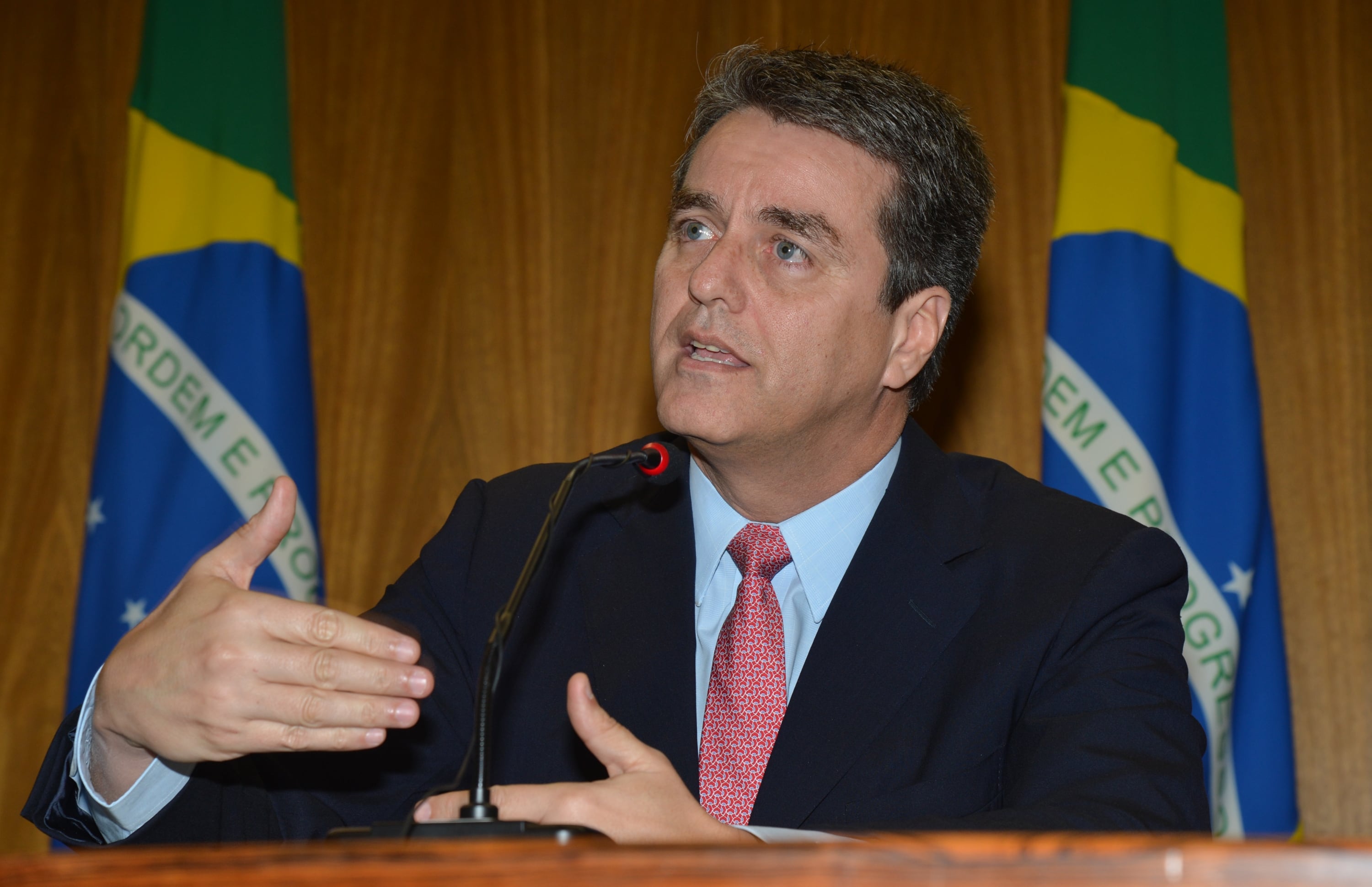 O embaixador brasileiro Roberto Azevêdo assumirá a OMC a partir de 1° de setembro
