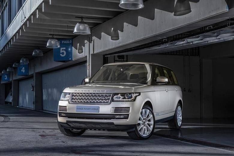 Após lançar dois novos modelos e descontinuar o Defender no Brasil, a Land Rover passou a disponibilizar apenas modelos com ABS e (no mínimo seis) airbags no País

Quer saber tudo sobre carros? Acesse www.r7.com/carros