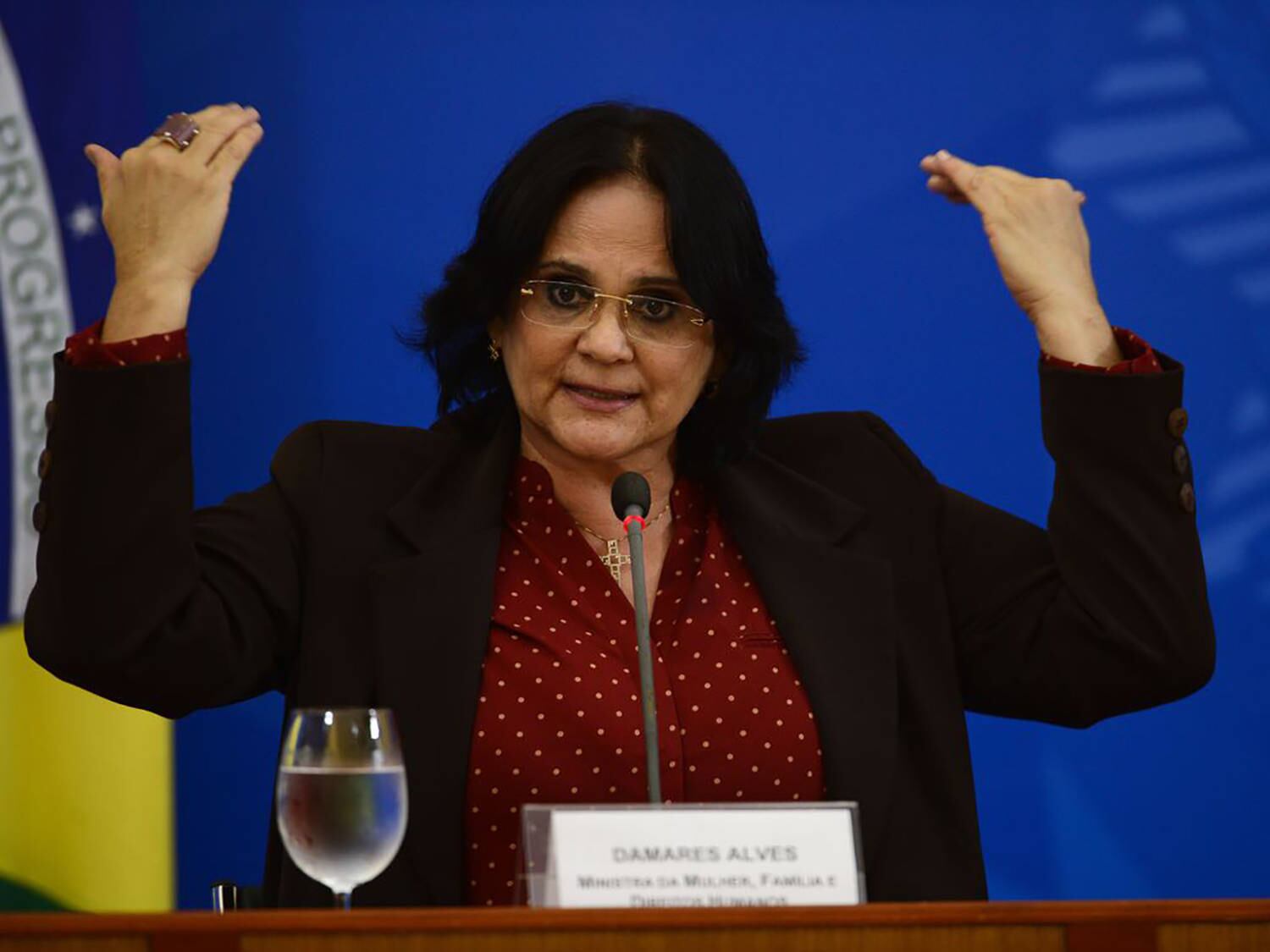 Medida é praxe, e caberá à Procuradoria optar se prossegue ou arquiva o pedido