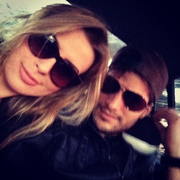 Ex-BBB Fernanda posta foto apaixonada com seu namorado André Martinelli