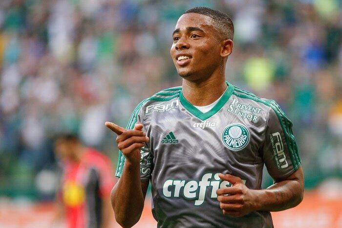 Gabriel Jesus foi titular mais uma vez e marcou mais dois gols