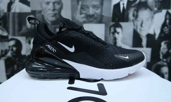 NIke AIR MAX 270