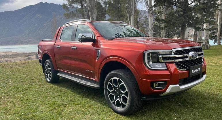 Modelo tem motor V6 3.0 litros, que entrega 250cv e 60kgfm