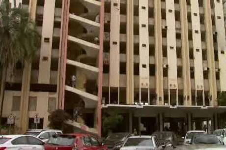 MRP invade prédio de hotel abandonado no centro de Brasília