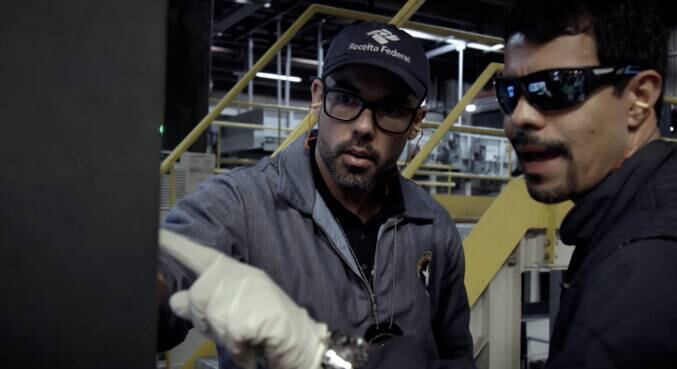 Câmeras de segurança ajudam a solucionar um misterioso desaparecimento em Aeroporto: Área Restrita