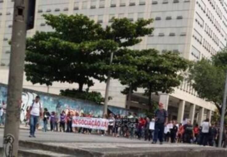 Motoristas enfrentavam lentidão no Estácio e da Cidade Nova
