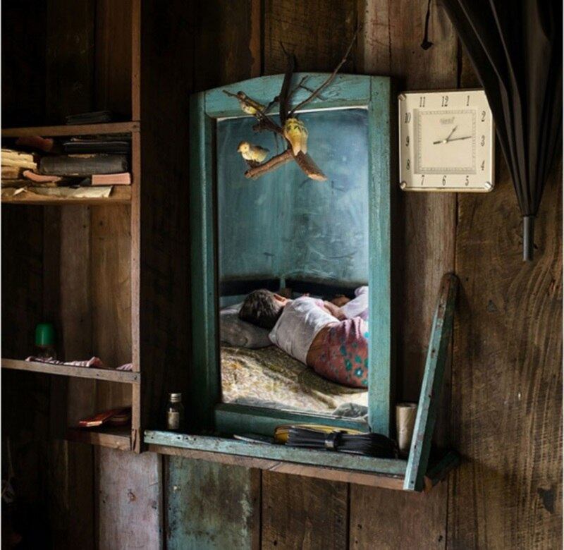 A fotógrafa também se impressionou com a qualidade de vida dessas meninas: 

 —Embora o trabalho  para elas começar desde muito cedo e parecer uma limitação de
infância, eu nunca conheci crianças mais felizes ou mais auto-confiante do que
em Mawlynnong
