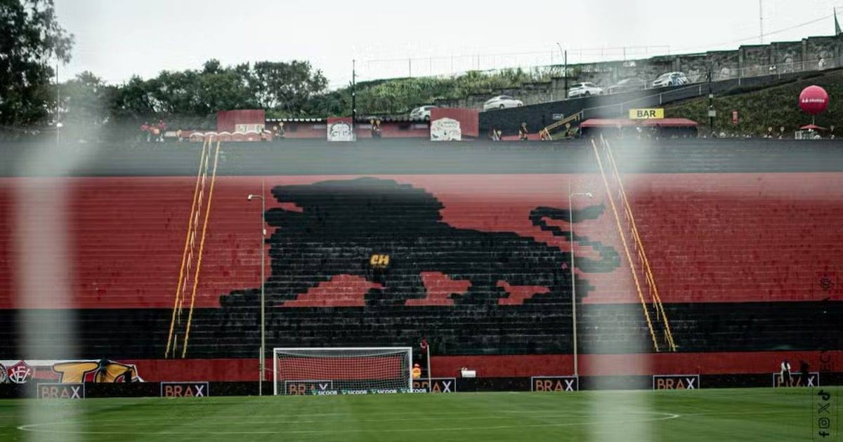 Vitória recebe proposta por destaque do Brasileirão